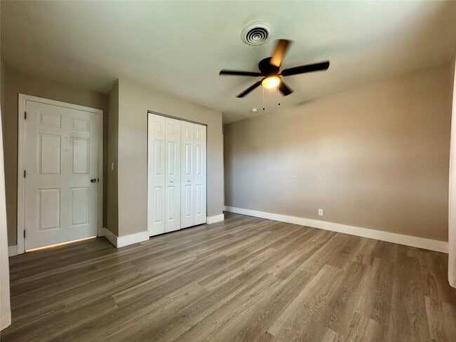 Building Photo - 1871 NW 31st Ct