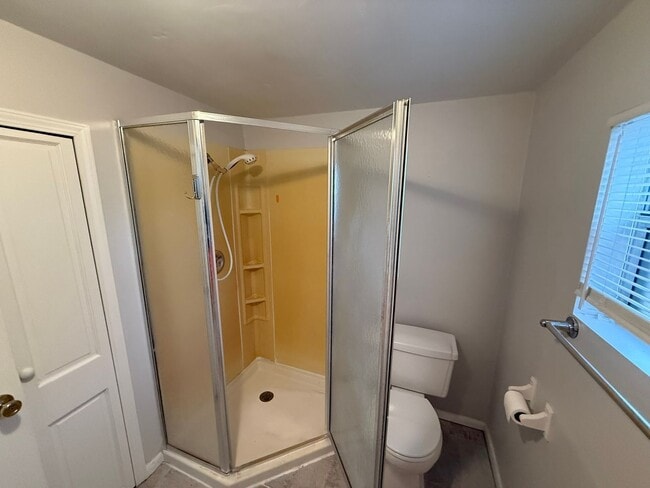 Building Photo - 1233 Virginia Dr