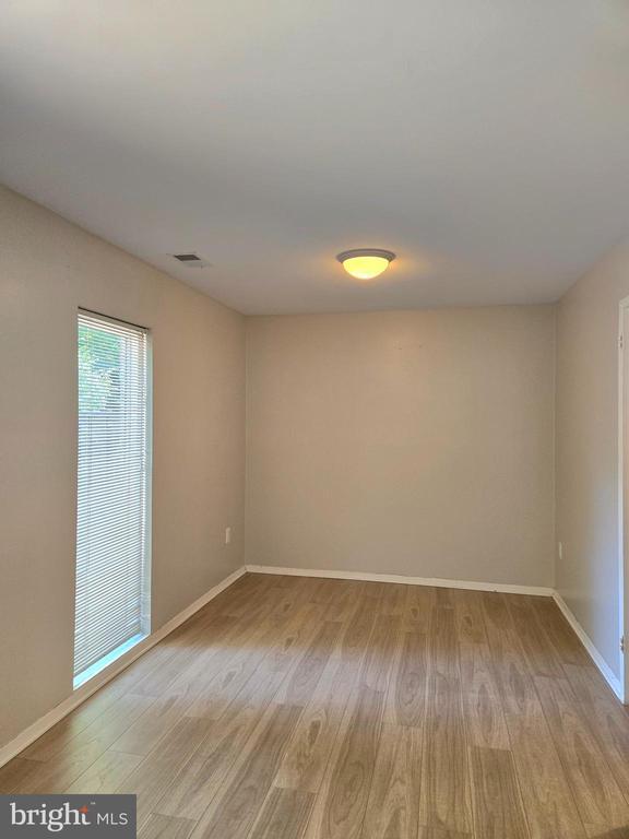 Building Photo - 1808 Ivy Oak Square
