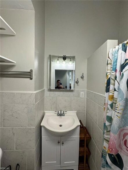 Building Photo - 416 Pembroke Ave