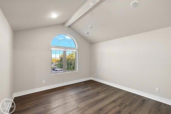 Building Photo - 2676 Barrington Square