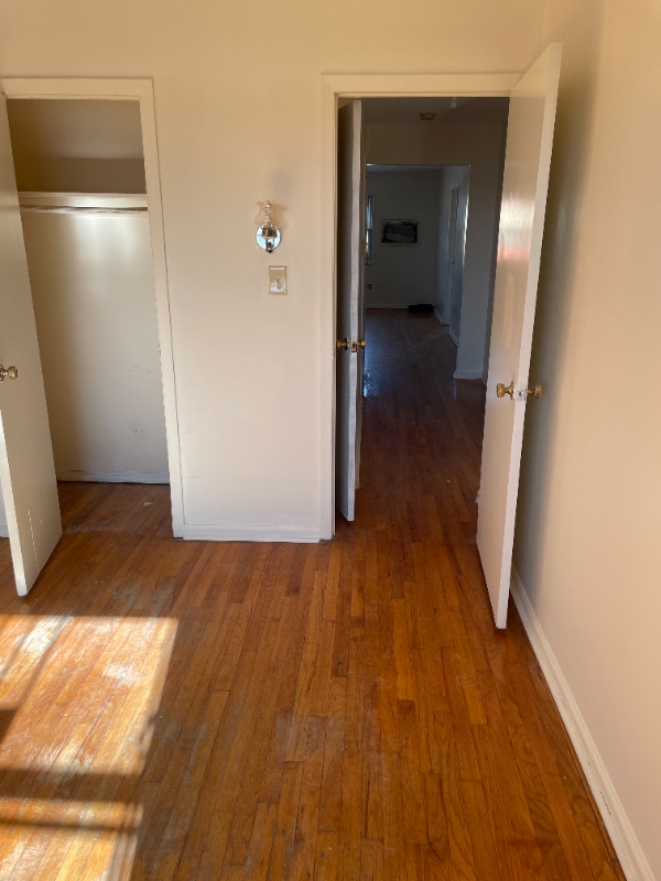 19726 Hillside Avenue 19726 Hillside Avenue Queens NY 11423