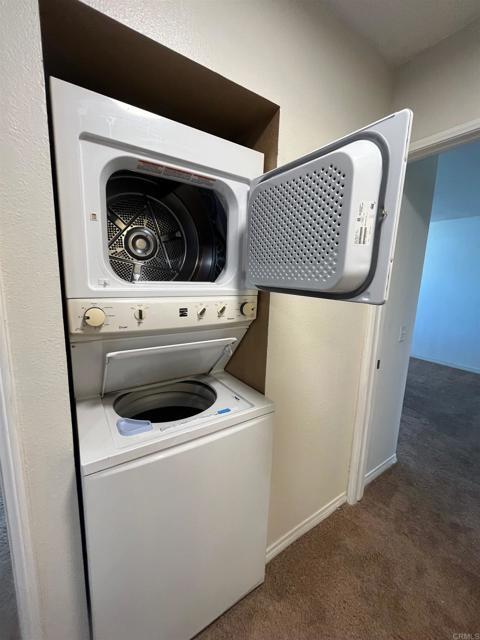 Building Photo - 3030 Alta View Dr