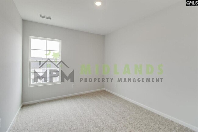 Building Photo - 3068 Harborview Dr