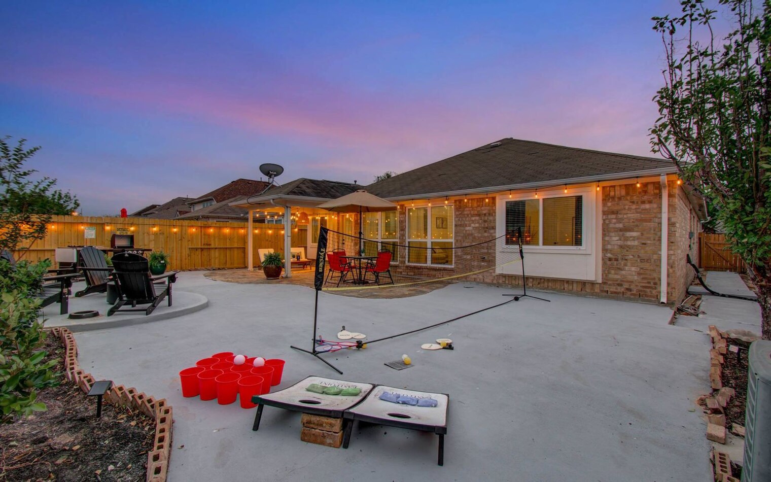 Building Photo - 7211 Crescent Mills Dr