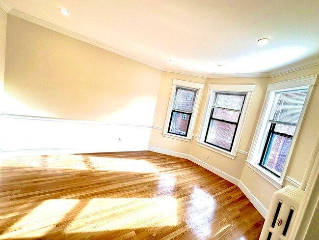 Building Photo - 1340 Commonwealth Ave