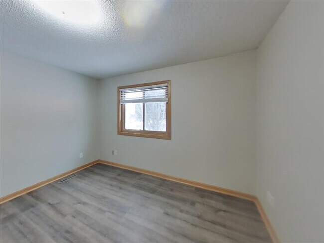 Building Photo - 4845 Orleans Ln N