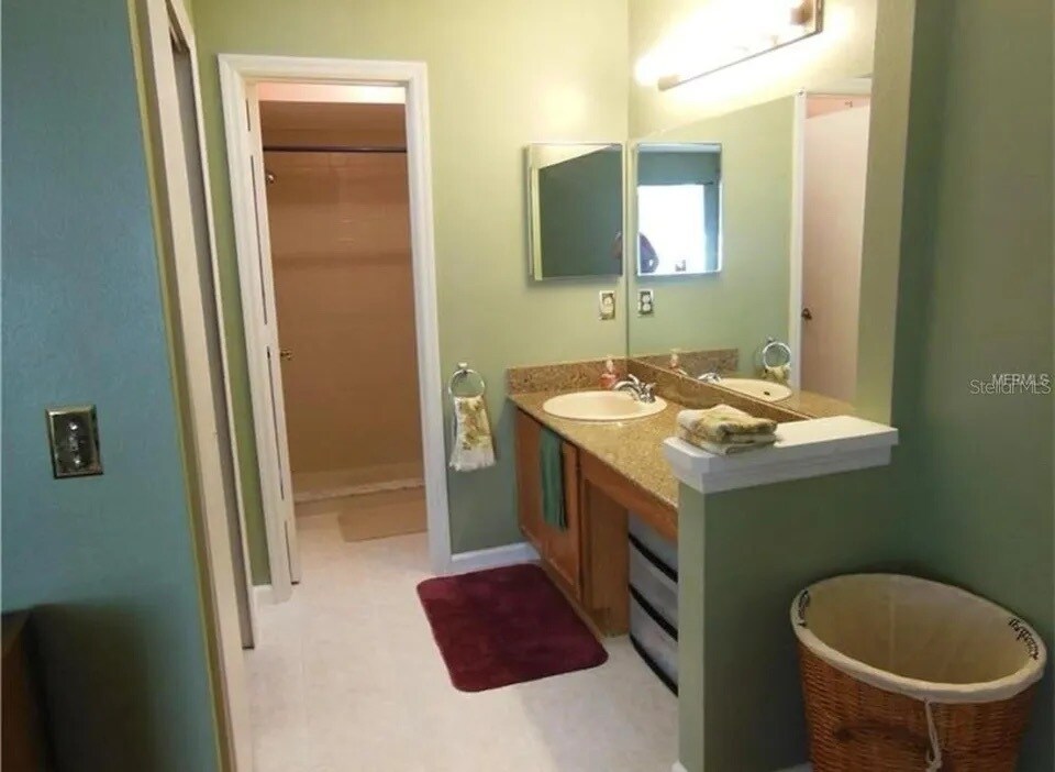 Building Photo - 12213 Augusta Woods Cir