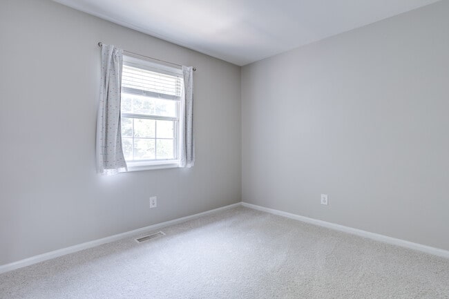 Building Photo - 5312 Anchor Ct
