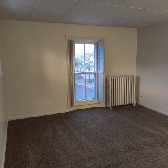 Building Photo - 1091 Pine St