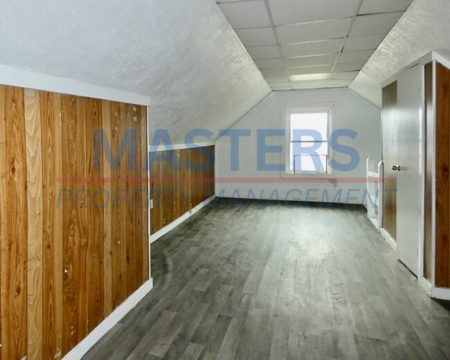 Building Photo - 322 Euclid Ave