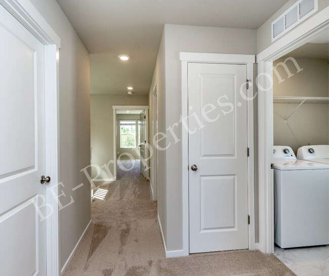 Building Photo - Tehaleh New Construction