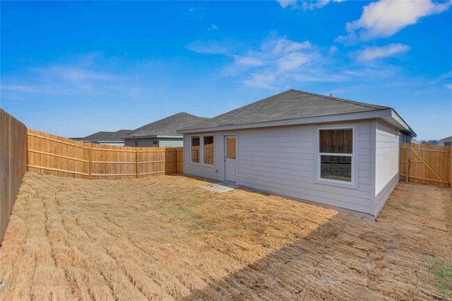 Building Photo - 263 Ottawa Way