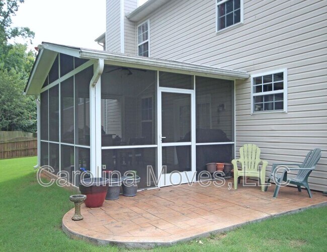 Building Photo - 108 Tagus Ct