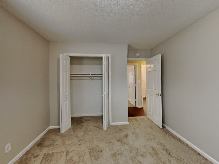 Building Photo - 4418 Windsor Rd