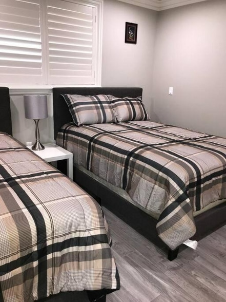 Building Photo - 9303 De Adalena St