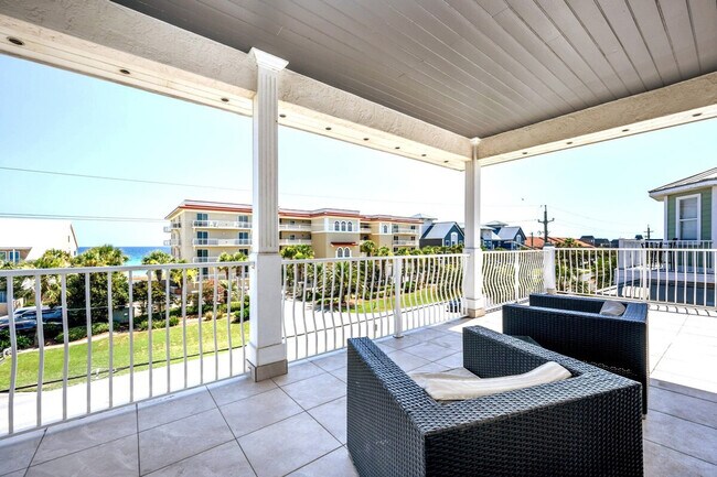 Building Photo - 2825 Scenic Hwy 98