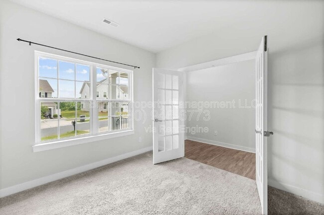 Building Photo - 7067 Waterwheel St SW