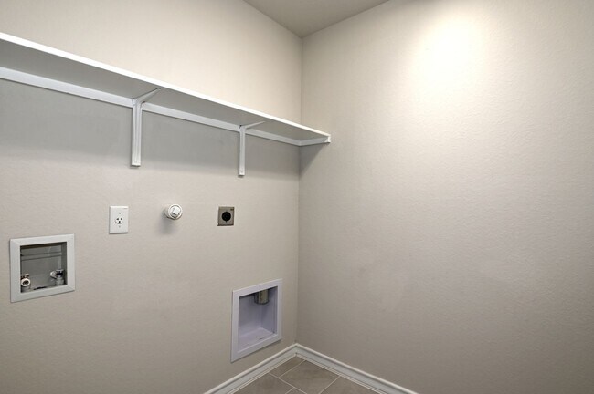 Building Photo - 13327 Whisper Rnch