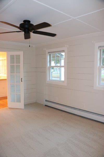 Building Photo - 300 Caroline St