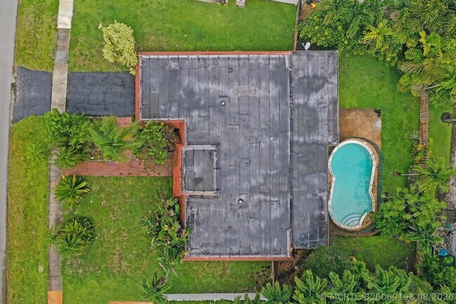 Building Photo - 4721 Sarazen Dr