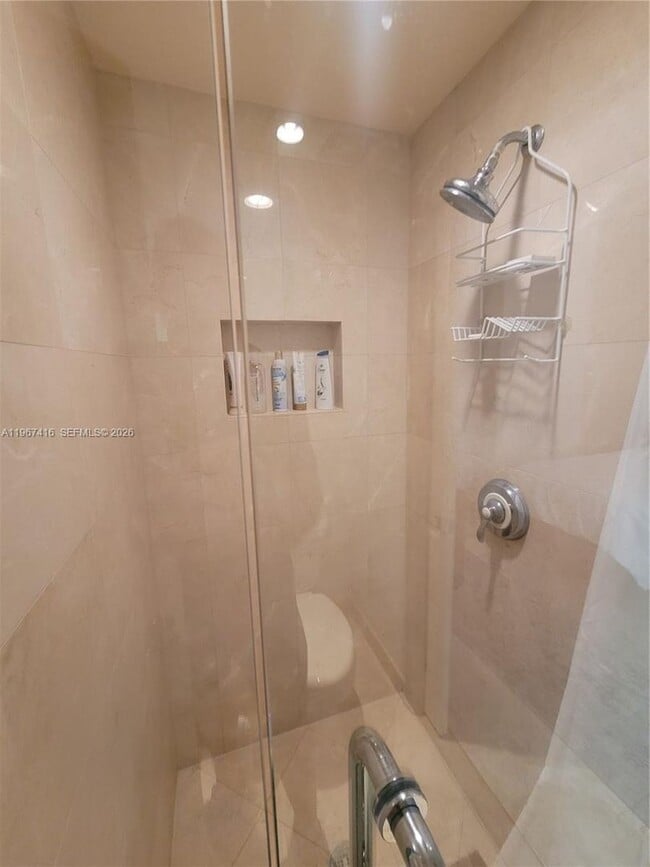 Building Photo - 6051 N Ocean Dr