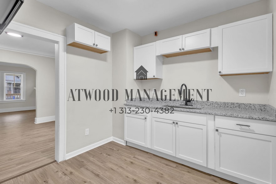 Building Photo - This beautifully updated 3-bedroom, 1-bath single-family home is ready for move-in!