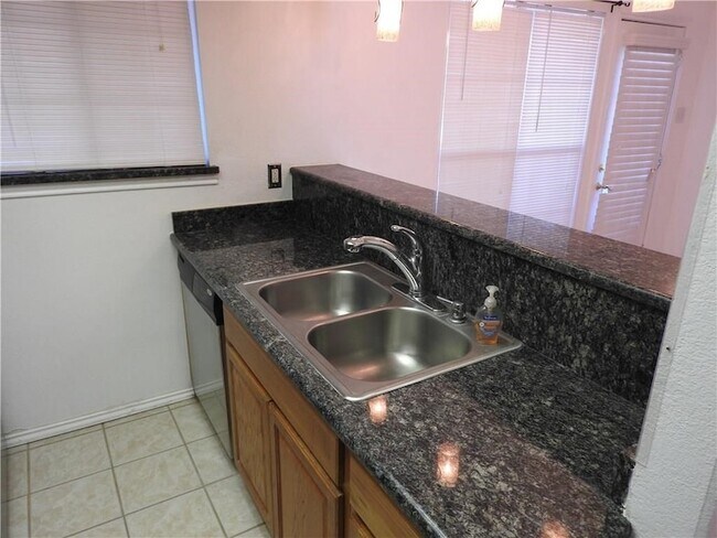 Building Photo - 248 Jefferson Pkwy