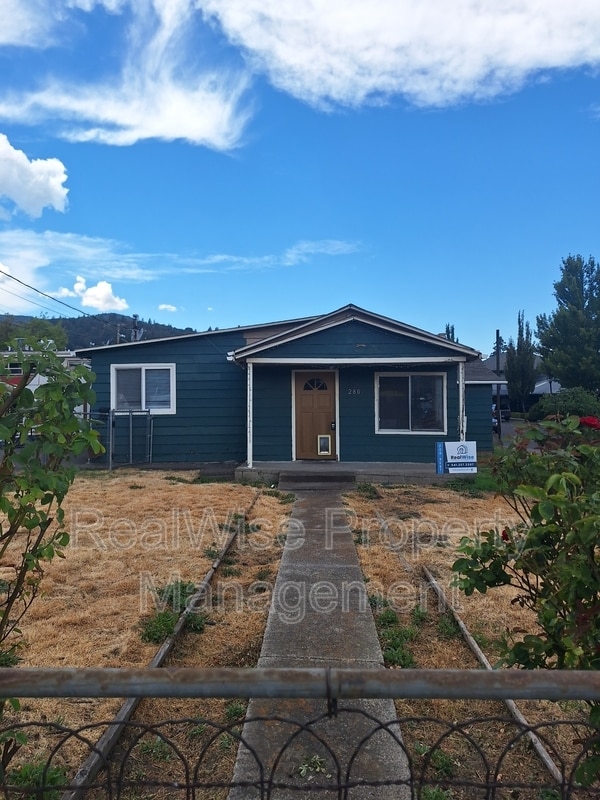 Primary Photo - 280 A St