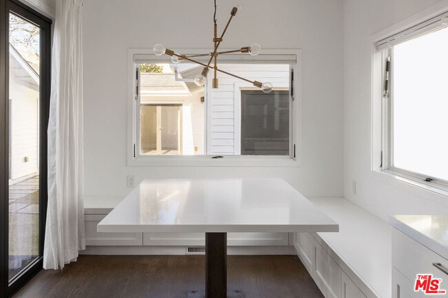 Building Photo - 4525 Melbourne Ave