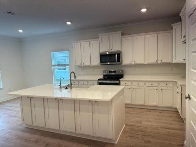 Building Photo - 36 Galley Ln