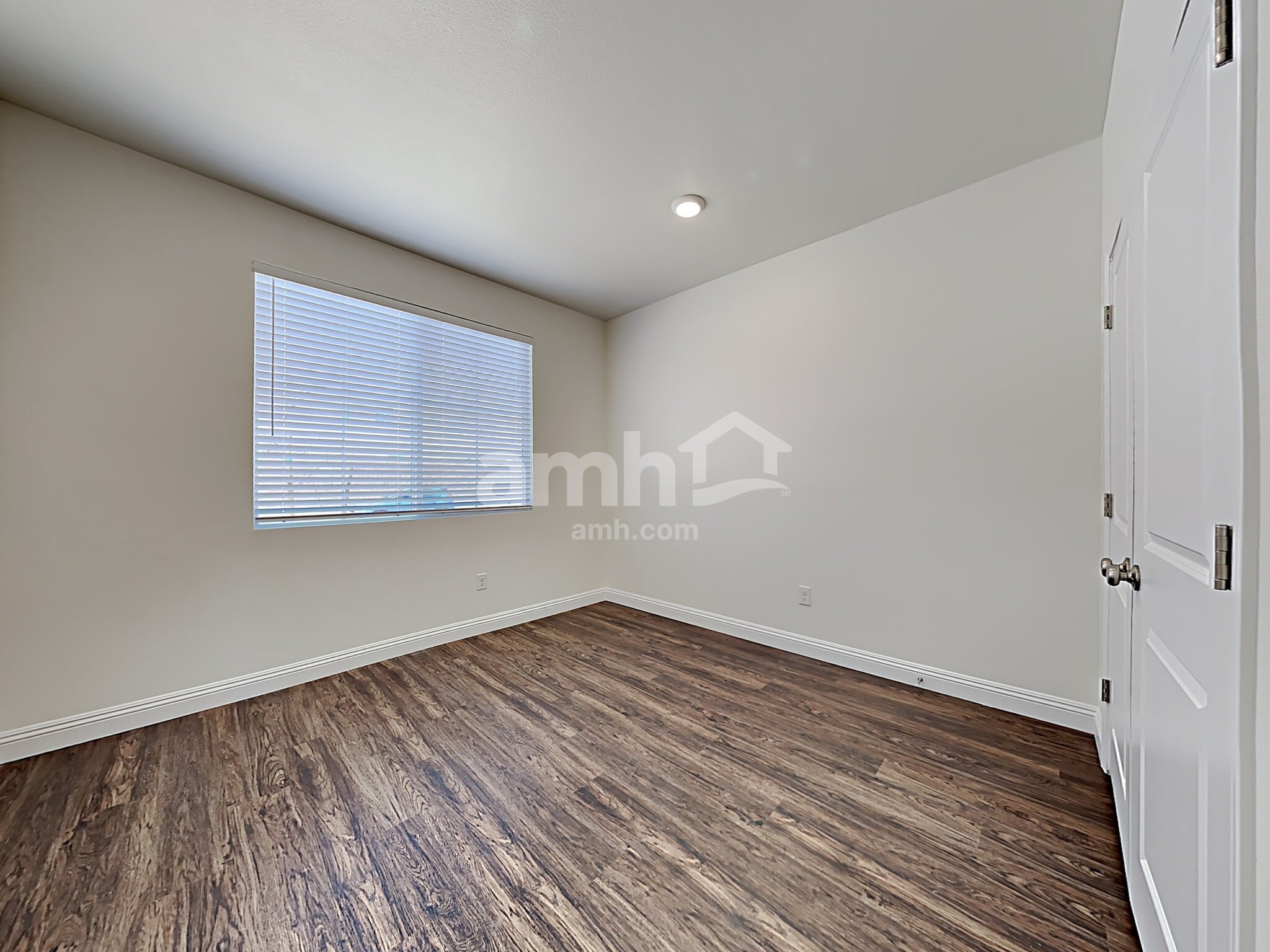 Building Photo - 5624 Blue Wonder St