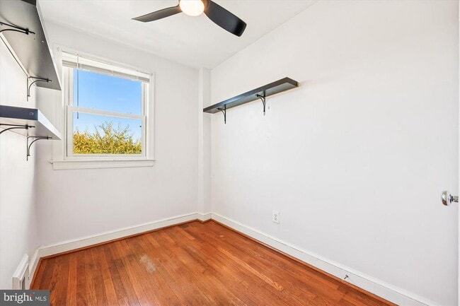 Building Photo - 4808 Fort Totten Dr NE
