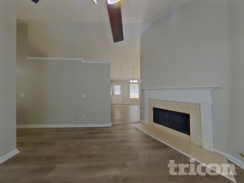 Building Photo - 5733 Partin Ln