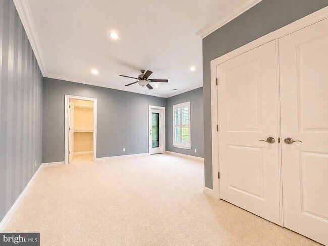 Building Photo - 1824 Potomac Greens Dr