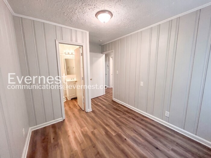 Building Photo - 1598 San Gabriel Ave