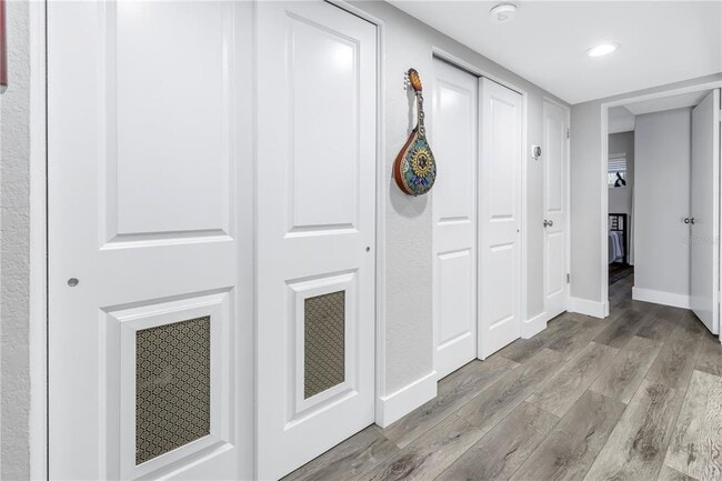 Building Photo - 800 Madonna Blvd