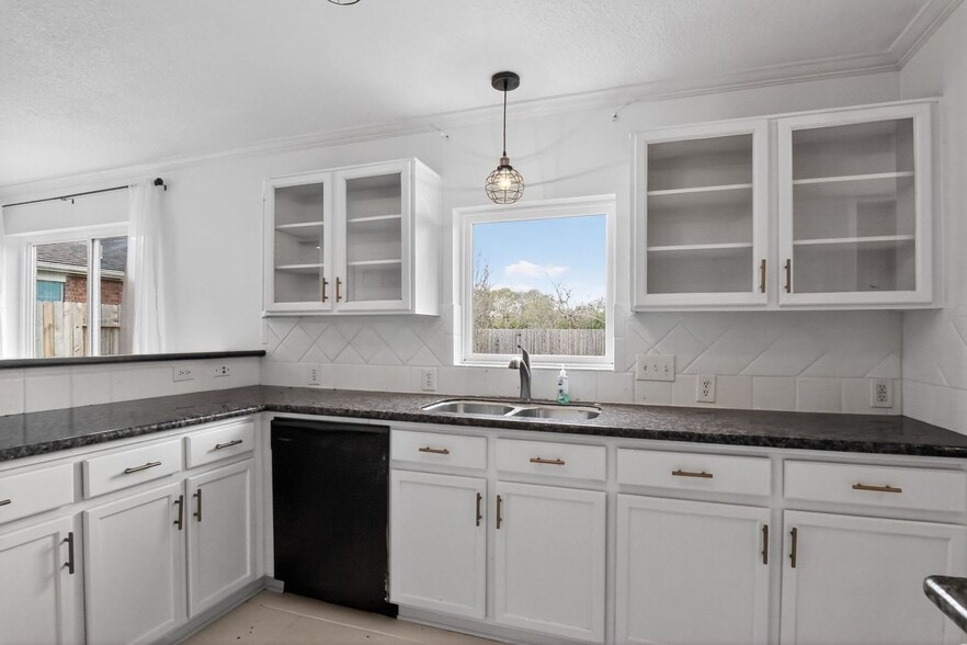 Building Photo - 21118 Barker Canyon Ln