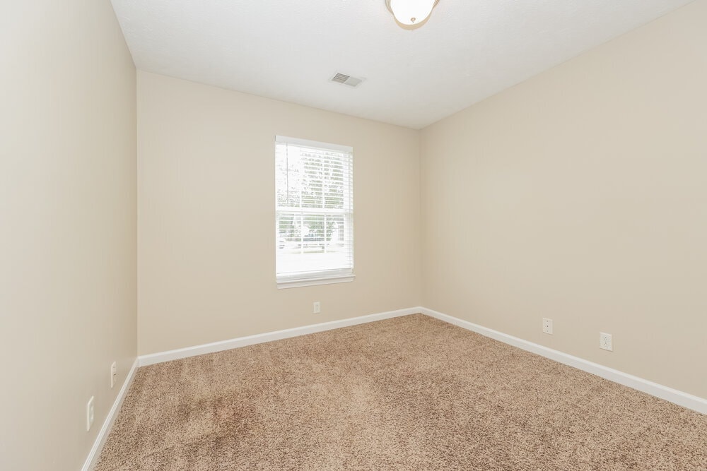 Building Photo - 1102 Nahanee Ct