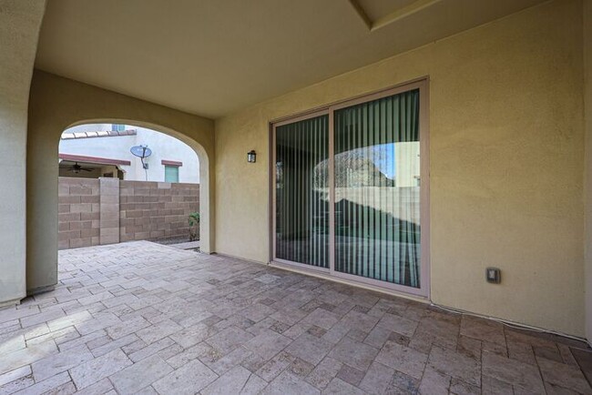 Building Photo - Lovely 4 bed 3 bath in core Chandler, ( Oc...