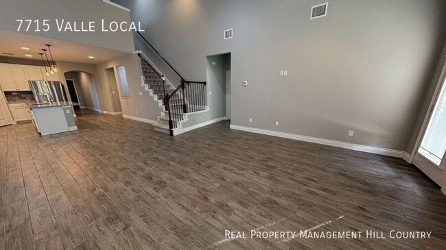 Building Photo - 7715 Valle Local