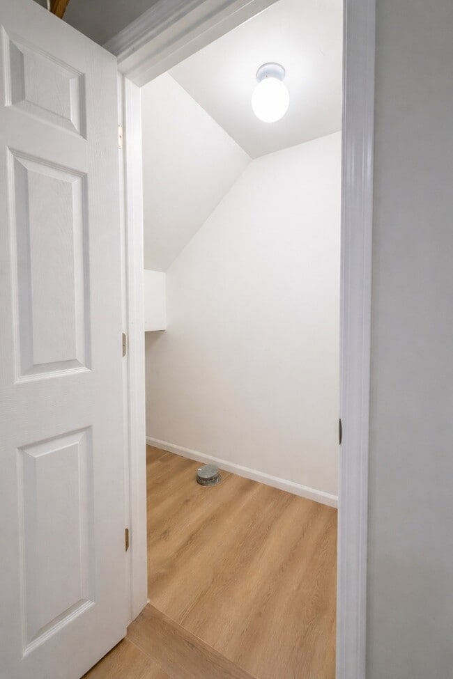 Building Photo - 1351 W Altgeld St