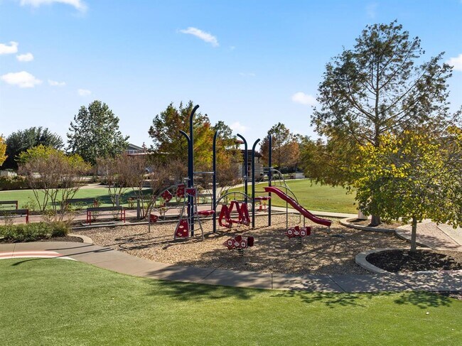 Building Photo - 7219 Auburn Blaze Ln