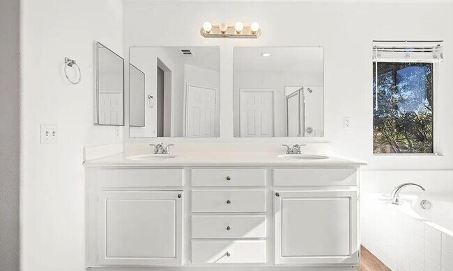 Building Photo - 1407 Andulucia Pl