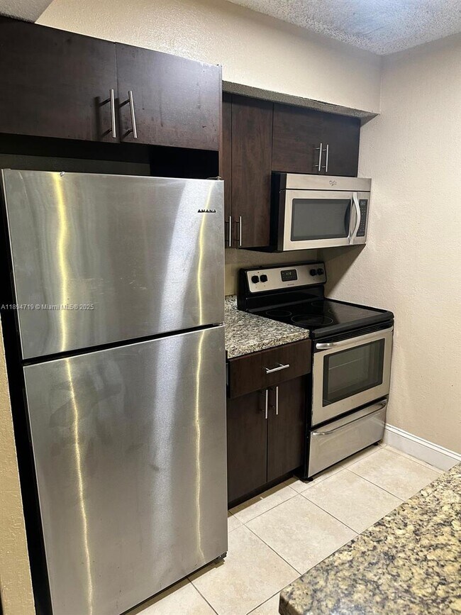 Building Photo - 5760 Rock Island Rd