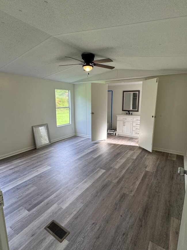 Primary Photo - FOR RENT
