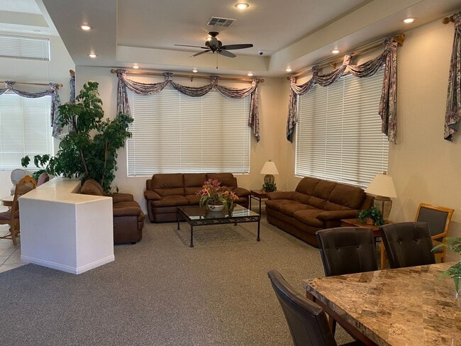 Building Photo - SE!!! Gated!! 2 Bedroom 1st Floor with Bal...