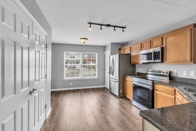 Building Photo - 414 Arapaho Dr