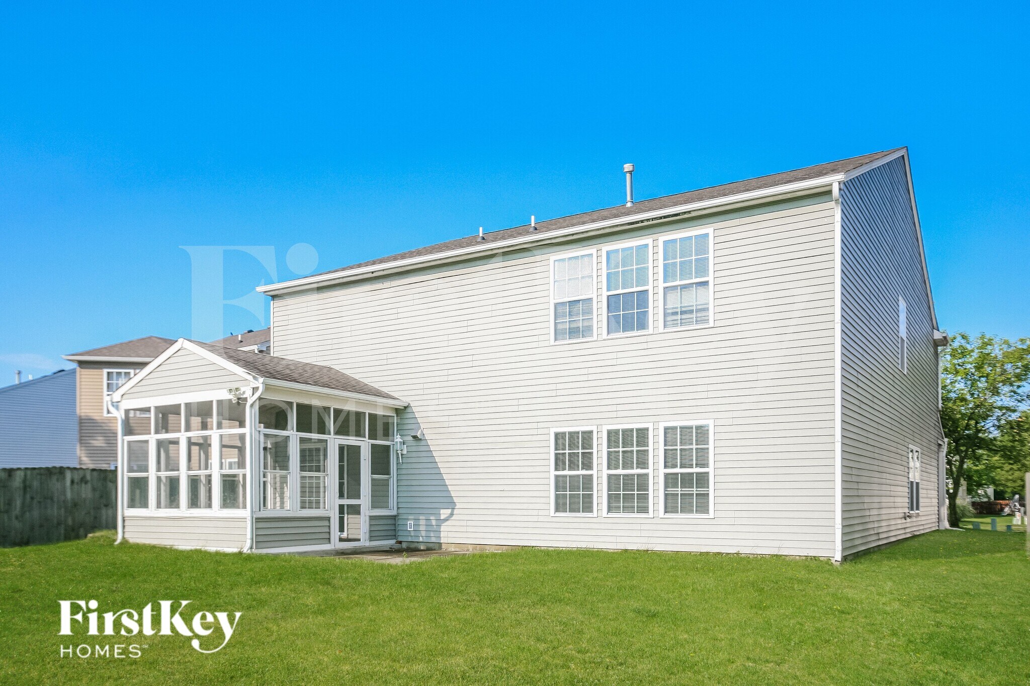 Building Photo - 15238 Radiance Dr