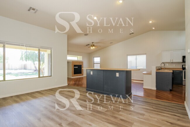 Building Photo - Coming HOME never felt so good!